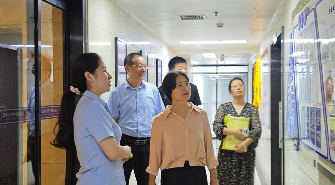 热烈欢迎河南省电器工业协会领导一行莅临赏金国际考察指导