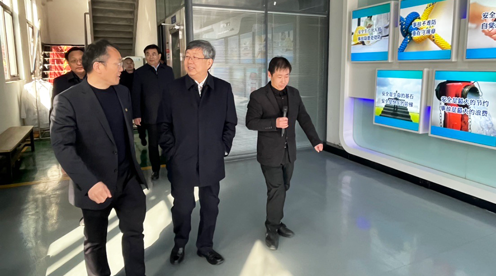 中国工程院院士、河南省政协副主席刘炯天一行莅临许昌赏金国际调研